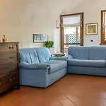 C'era Volta, Ospitar Costa Volpino