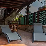 C'era Volta, Ospitar Costa Volpino