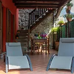 Apartmán C'era Volta, Ospitar